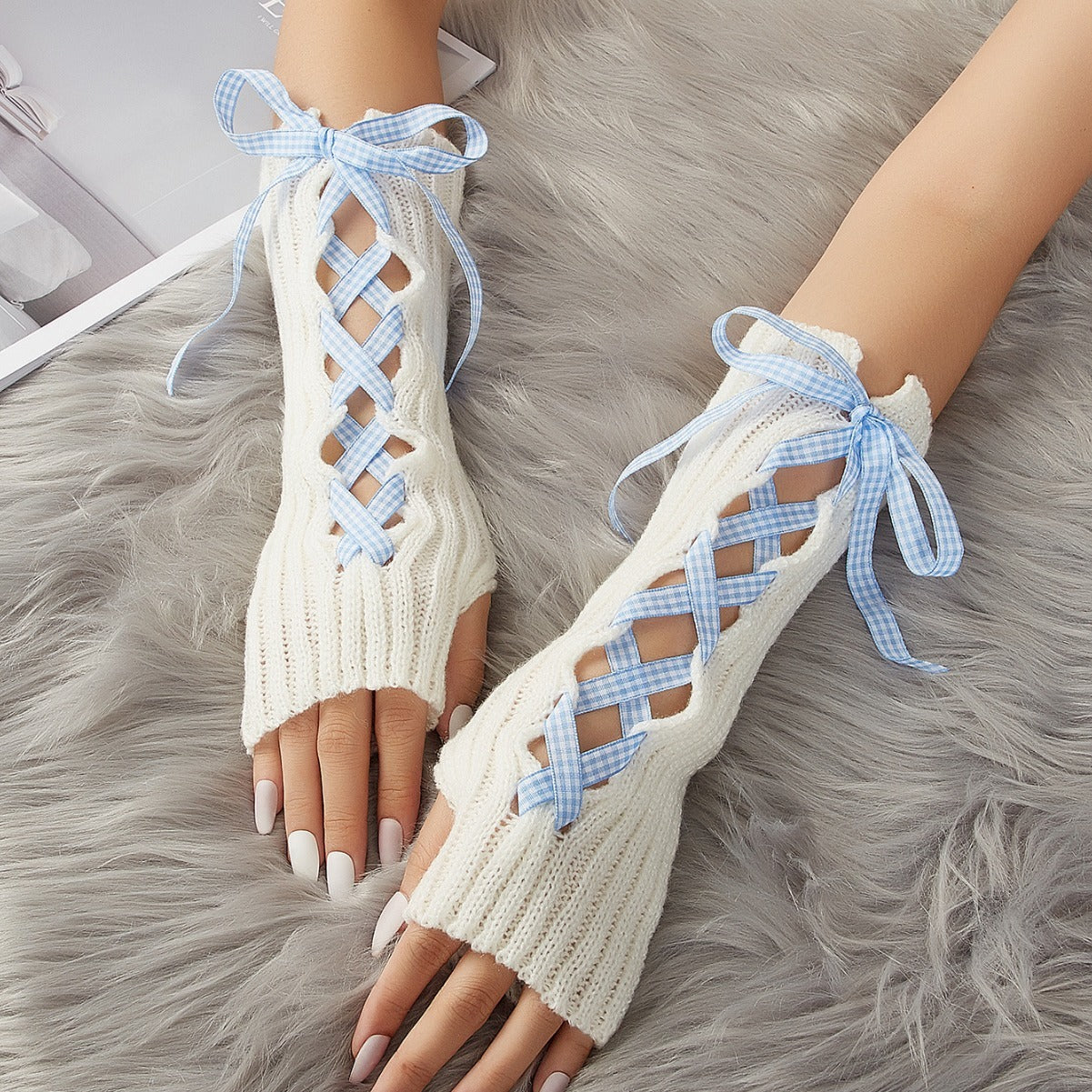 Thermal Strap Closure Winter Gloves for Women