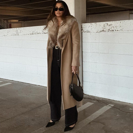 Elegant Women's Fur Collar Wool Coat