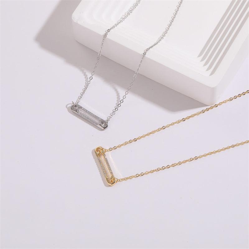 Versatile 14K Gold Zircon Pendant Pin