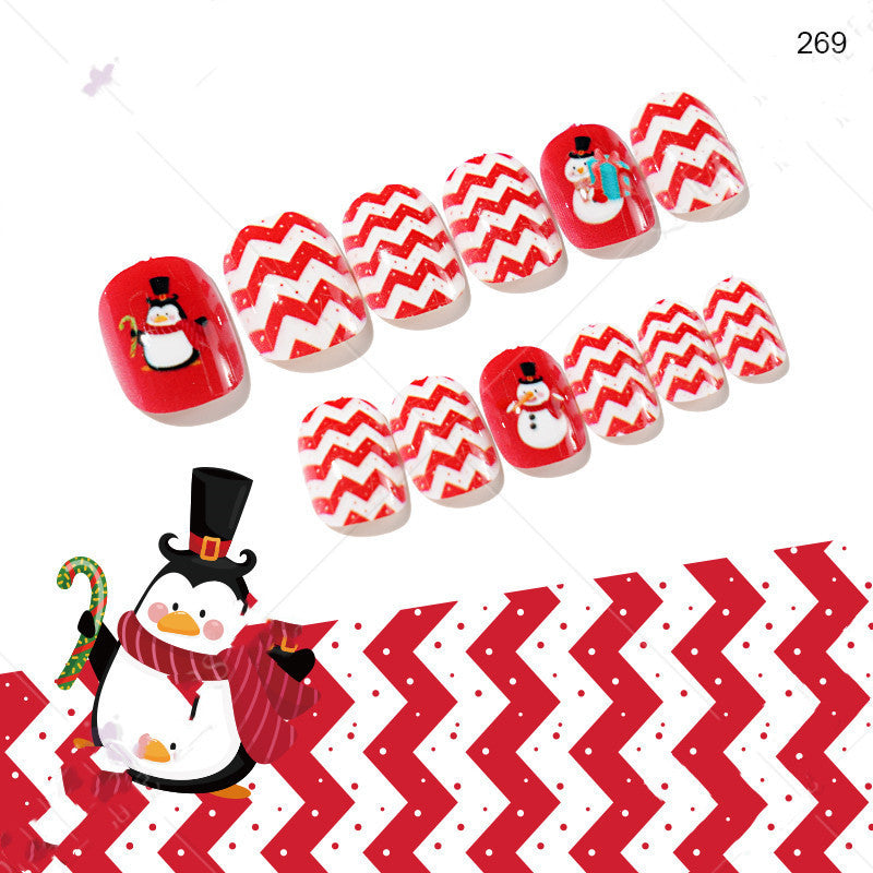 Cute Christmas Fake Nails