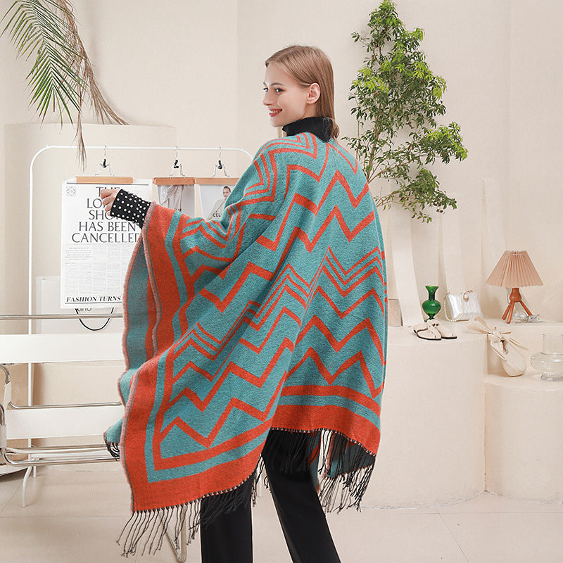 Fashionable Herringbone Wave Side-Slit Shawl Cape