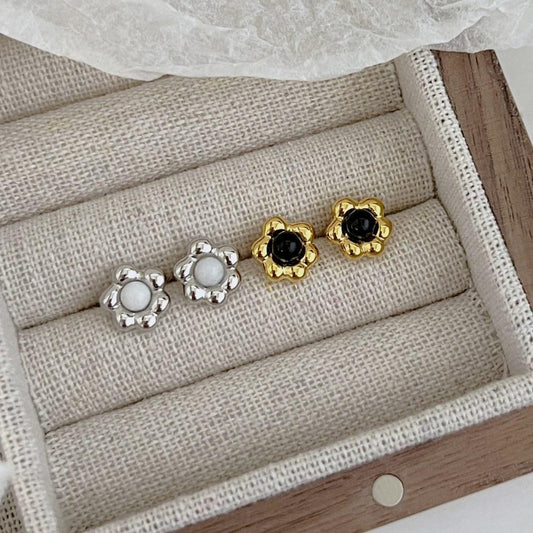 Silver Black Agate Flower Stud Earrings