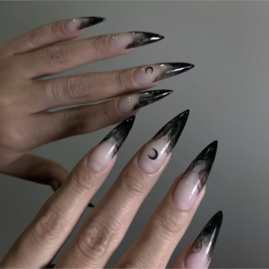 Spooky Ghost Design Fake Nails with Stickers