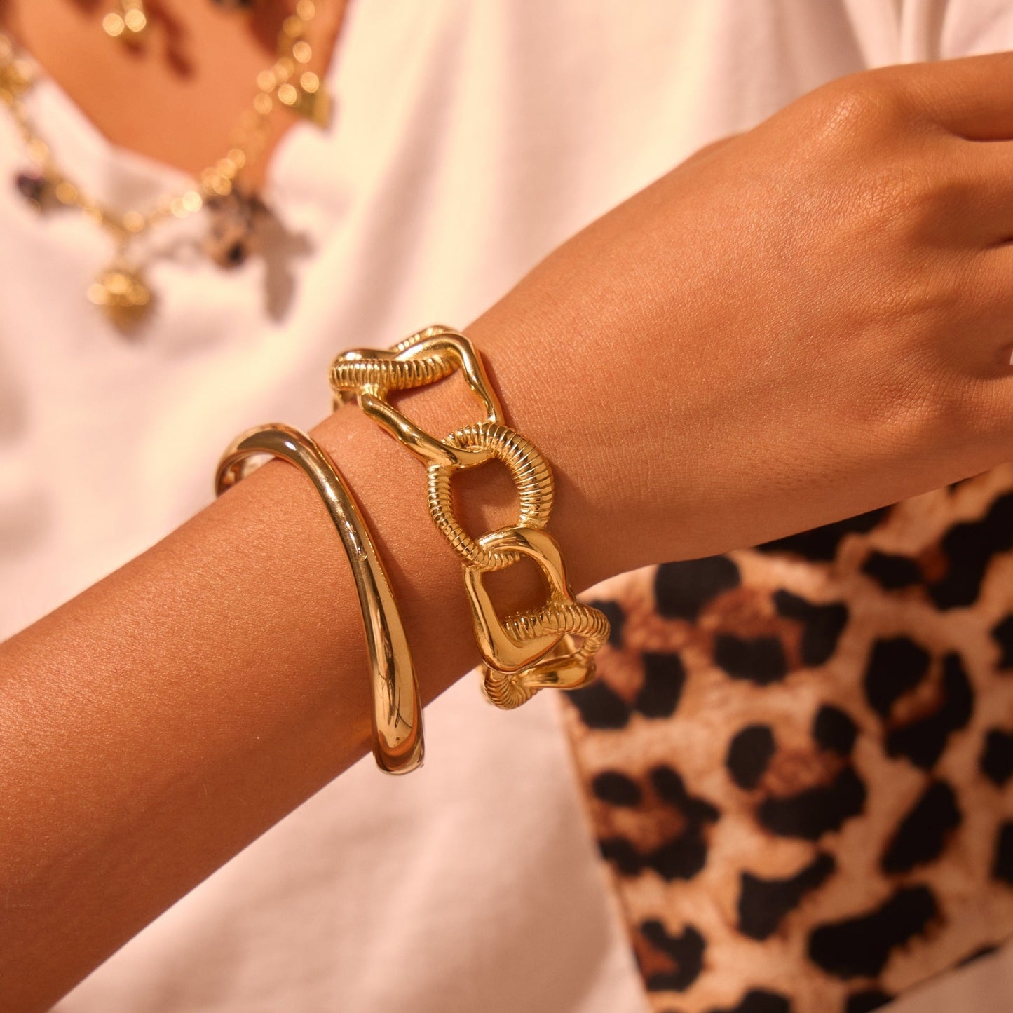 Modern Design Sense Wrap-Around Open Bracelet for Women