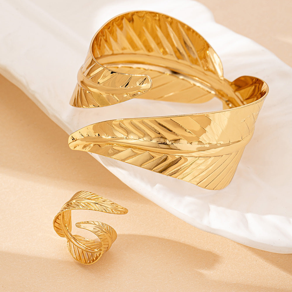 Minimalist Geometric Open Alloy Bracelet