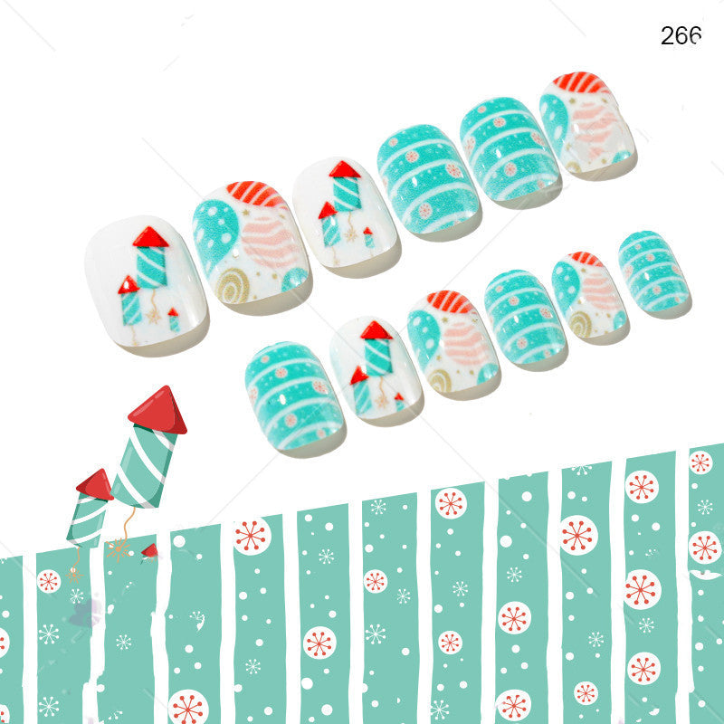 Cute Christmas Fake Nails